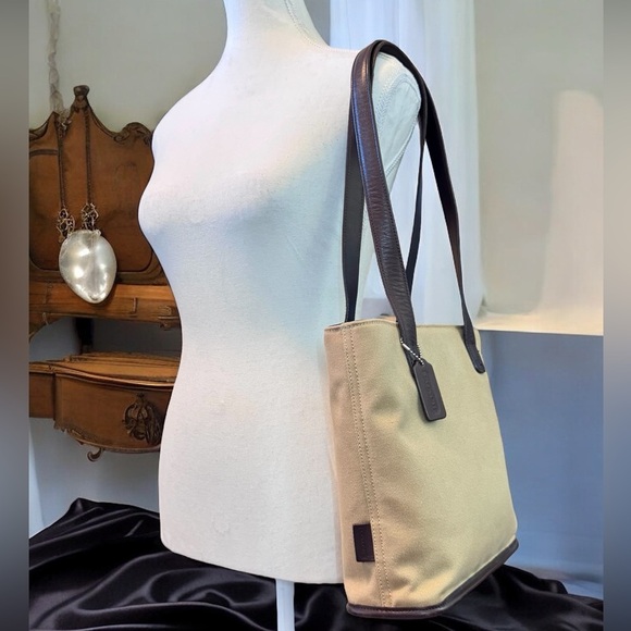 ‼️1999 COACH Greenwich Twill/Leather Tote‼️ - Picture 3 of 14